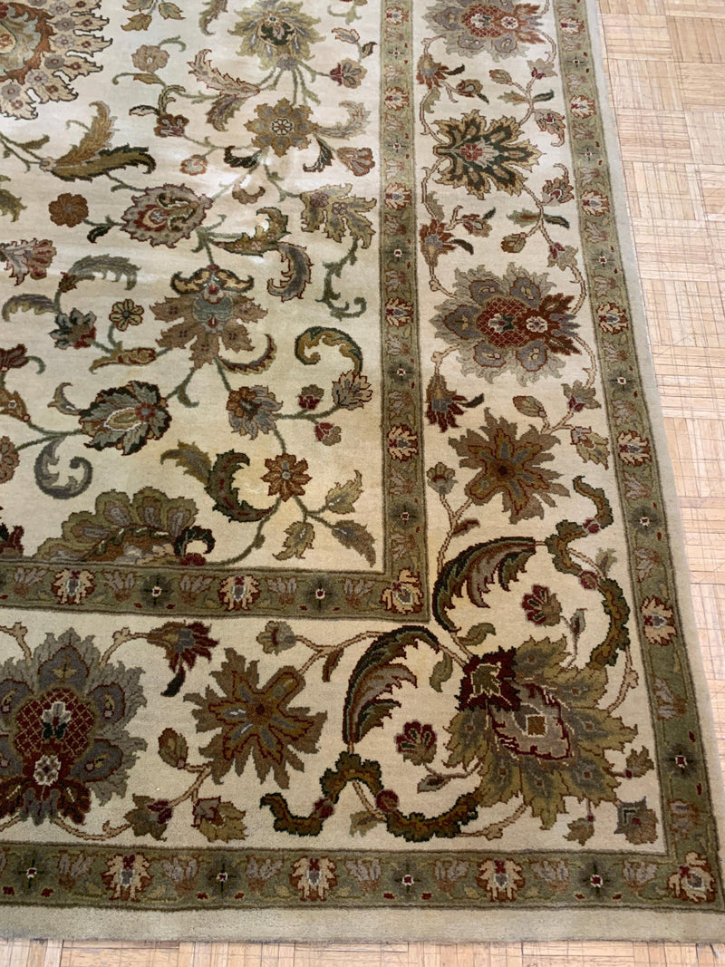 VINTAGE 9ft. x 12ft. TRADITIONAL OUSHAK - David Tiftickjian & Sons