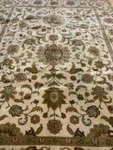 VINTAGE 9ft. x 12ft. TRADITIONAL OUSHAK - David Tiftickjian & Sons
